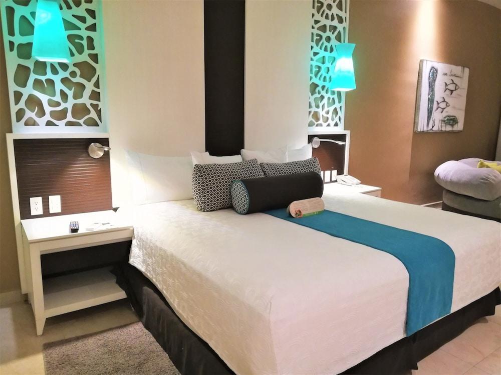 El Dorado Seaside Palms, Catamaran, Cenote & More Inclusive (Adults Only) Xpu Ha Exterior photo