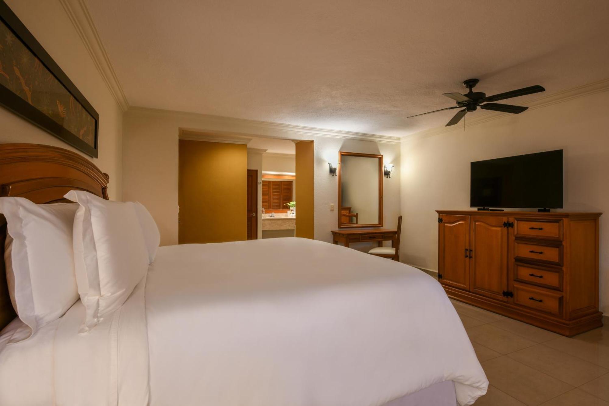 El Dorado Seaside Palms, Catamaran, Cenote & More Inclusive (Adults Only) Xpu Ha Exterior photo